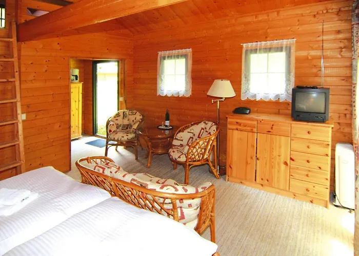 別荘 Blockhaeuser Am Faehrsee, *